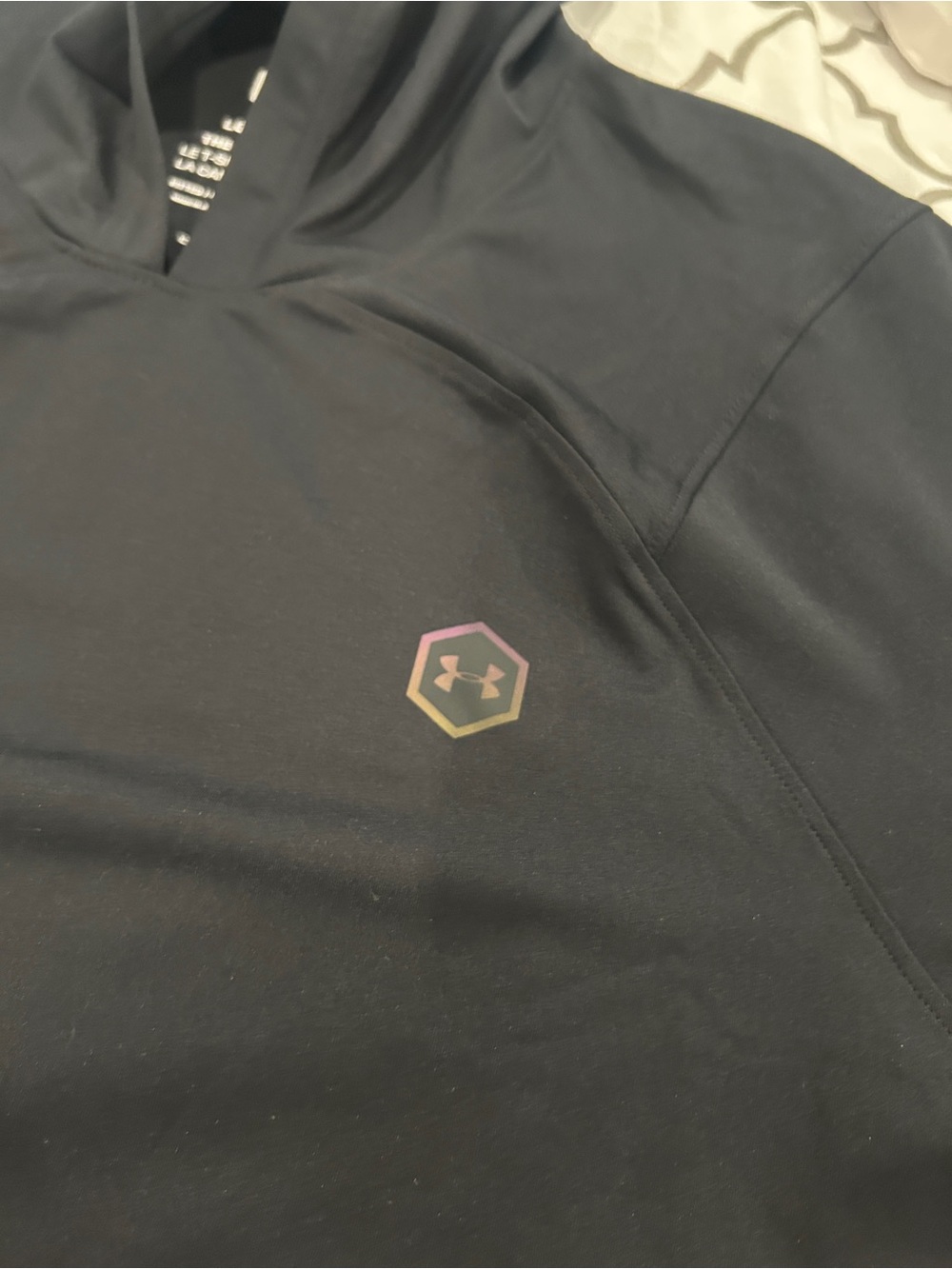 Under Armour rush tee with hood - Picture 2 of 5